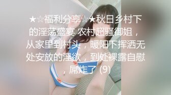 漂亮美女深喉吃鸡啪啪 身材娇小 被黑祖宗各种姿势无套输出 口爆吃精 一强一弱视觉强烈