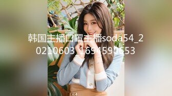 极品半老徐娘性感比基尼，如狼似虎韵味十足轻熟女和炮友无套啪啪做爱，手持镜头深喉吃鸡，操到内射，特写逼逼