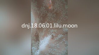 星空無限傳媒 XKQP029 在老婆面前操初戀女推銷員做愛 石榴