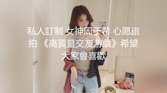 极品尤物！超高颜值女神！外表甜美玩起来很骚，白嫩极品美乳，黑丝美腿扣多毛骚穴，跳蛋震动爽翻