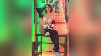 大神潜入单位女厕偷拍 时尚美女的小黑B